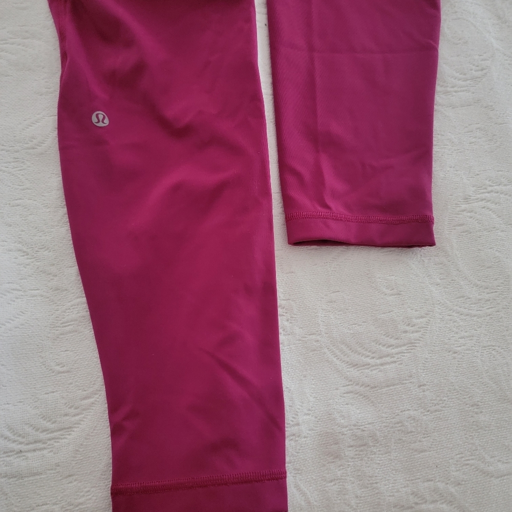 Lululemon athletic leggings - Picture 7 of 7